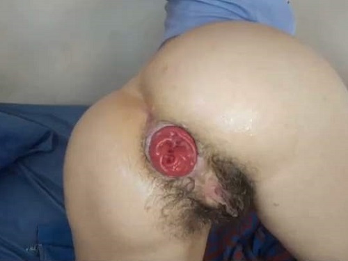 Hairy ass – Big labia very hairy girl penetration huge dildo in prolapse anal
