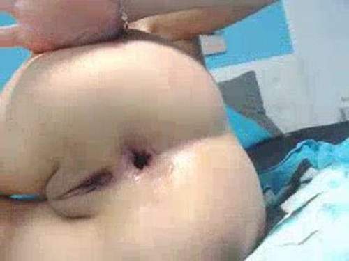 Long dildo – Very sexy busty blonde stretches her sweet anus gaping