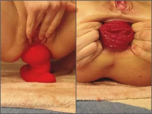 Shemale – Shemale Teen’s ass ruined forever! Heart shaped buttplug Puffy Toys Huterin XXL